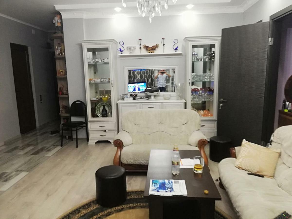 Apartment Irina 巴统 外观 照片