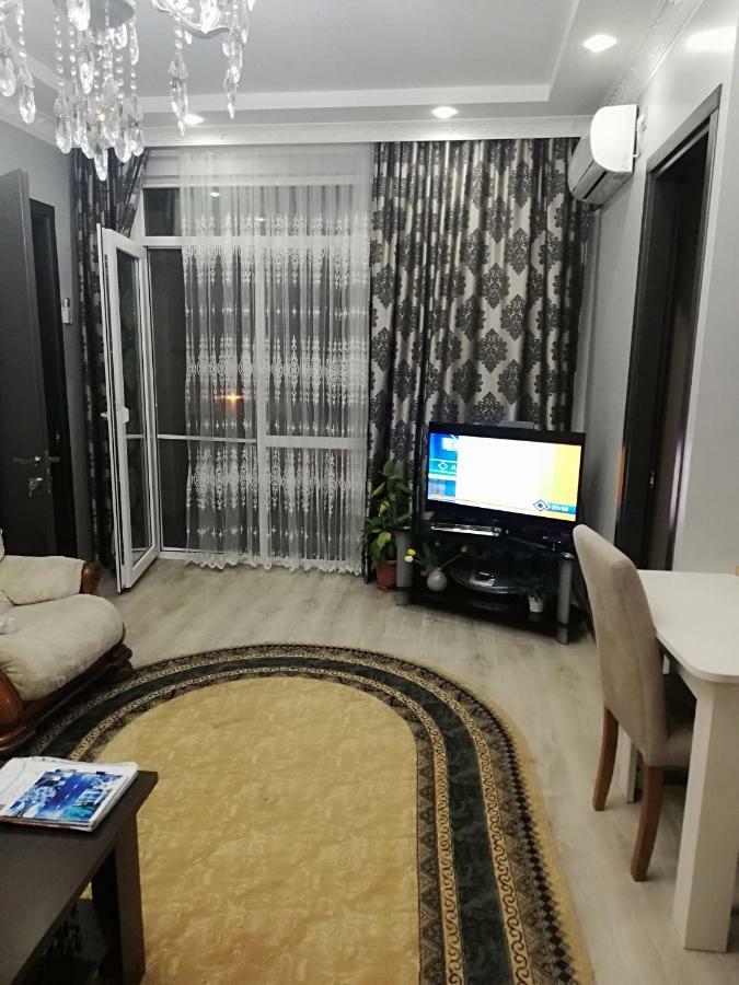 Apartment Irina 巴统 外观 照片